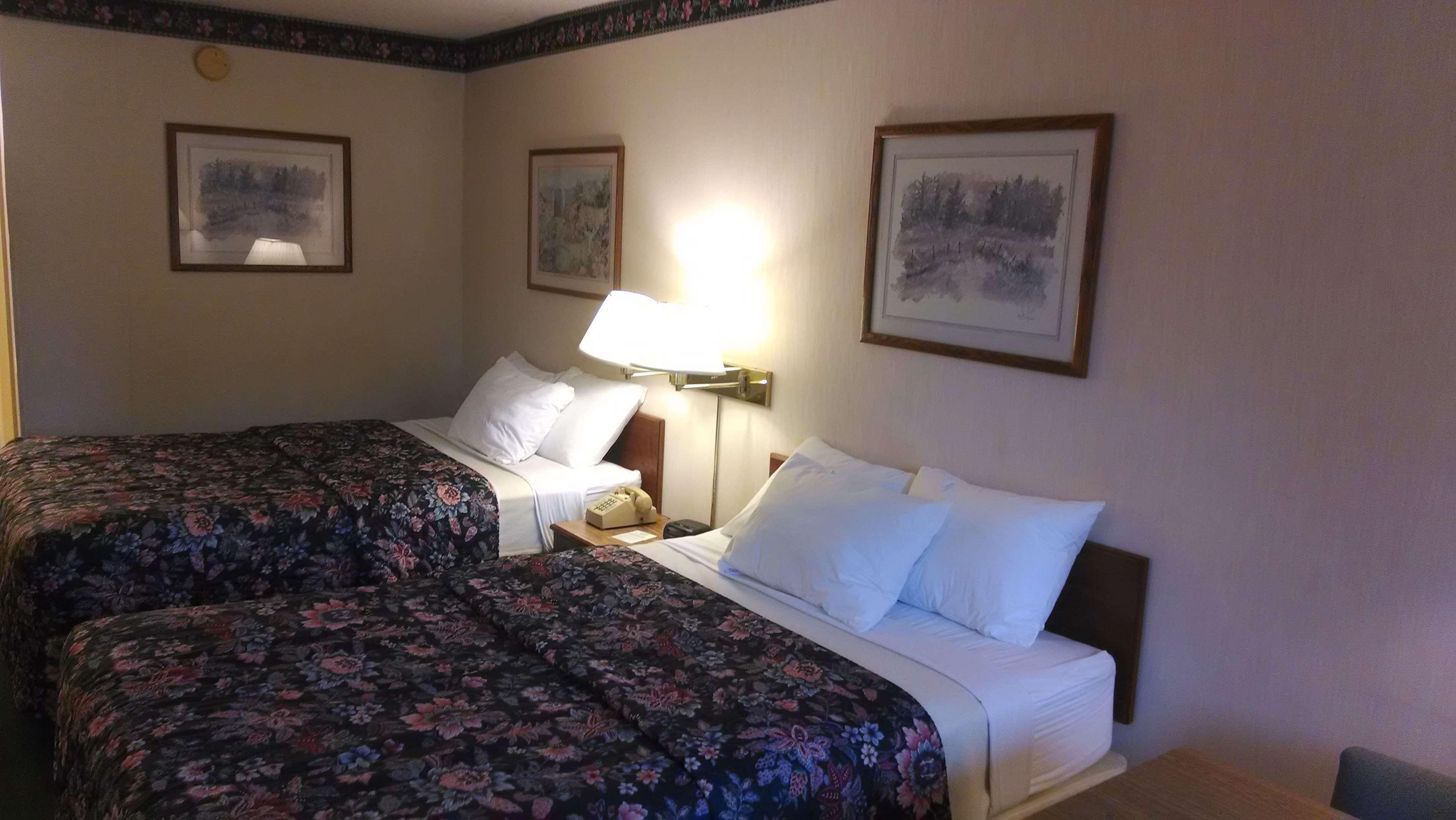 Americas Best Value Inn Marion Nc Exterior photo